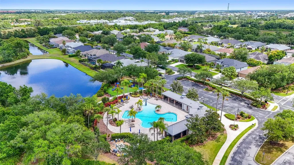 8307 Planters Knoll Terrace Bradenton FL 34201