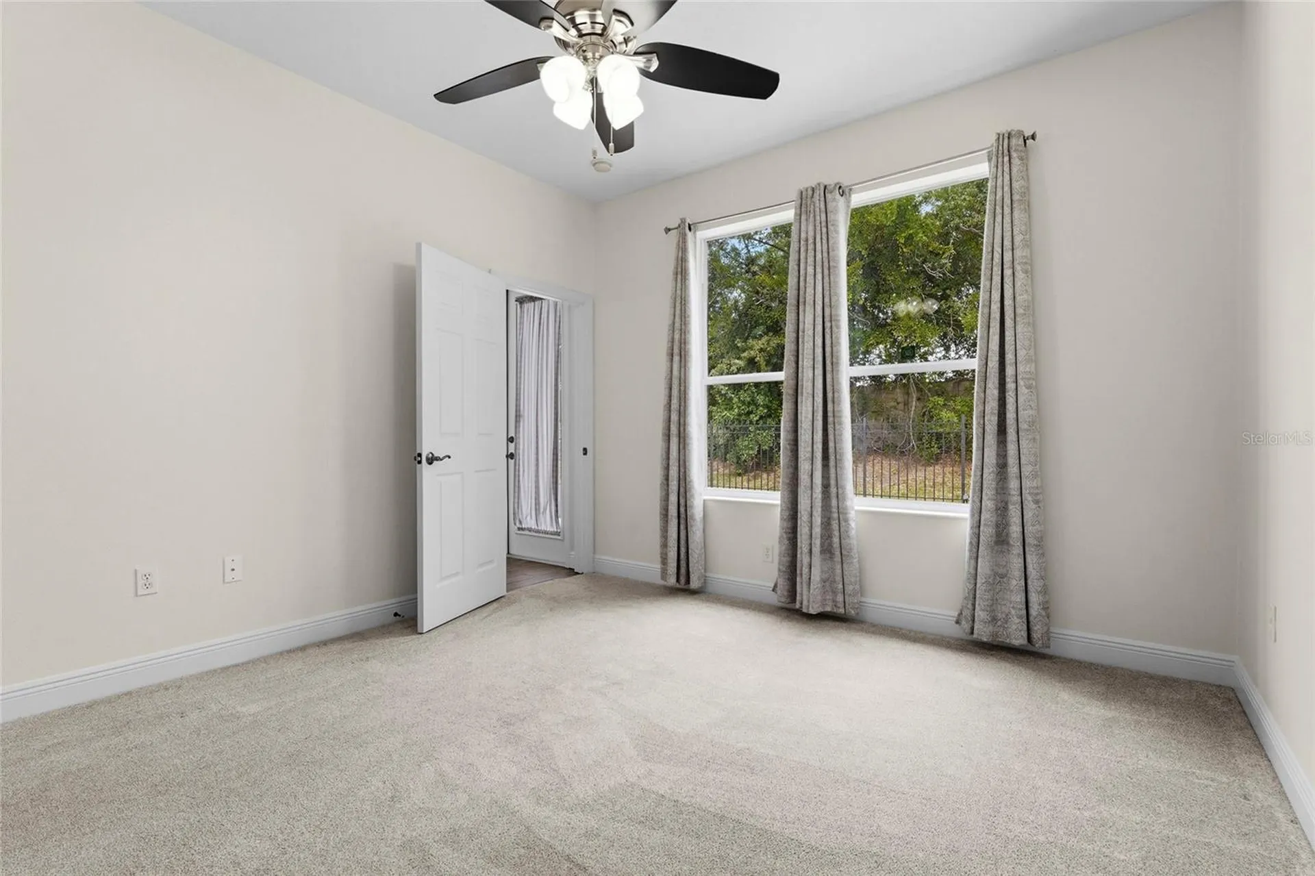 8307 Planters Knoll Terrace Bradenton FL 34201