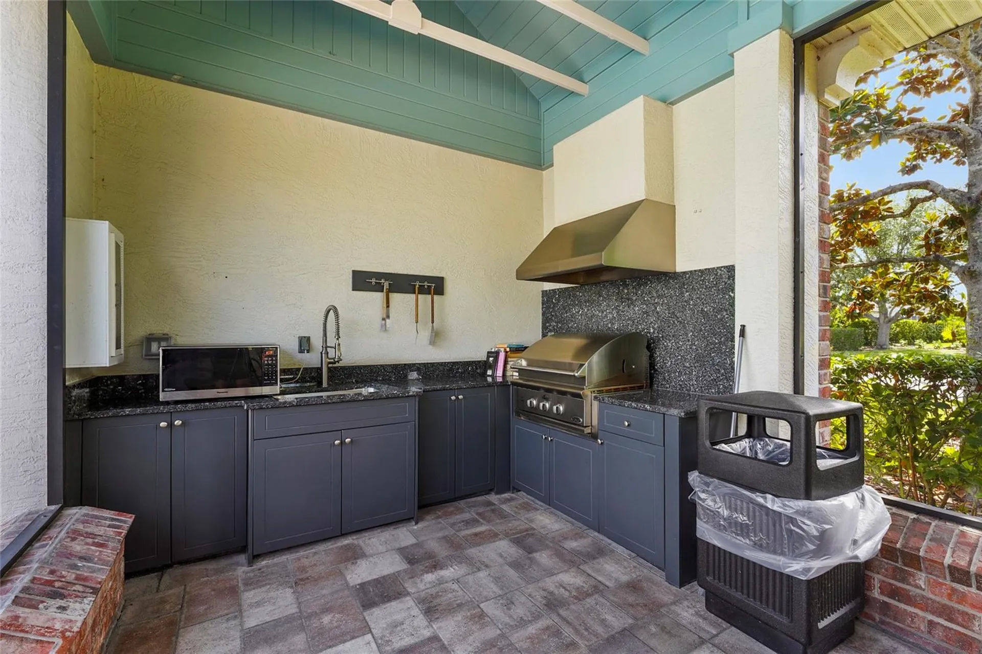 8307 Planters Knoll Terrace Bradenton FL 34201