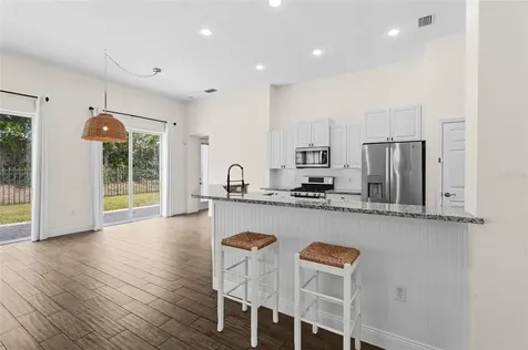 8307 Planters Knoll Terrace Bradenton FL 34201