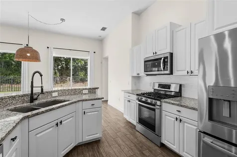 8307 Planters Knoll Terrace Bradenton FL 34201