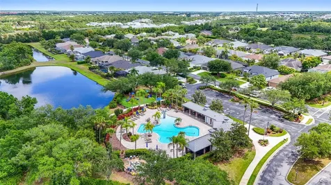 8307 Planters Knoll Terrace Bradenton FL 34201