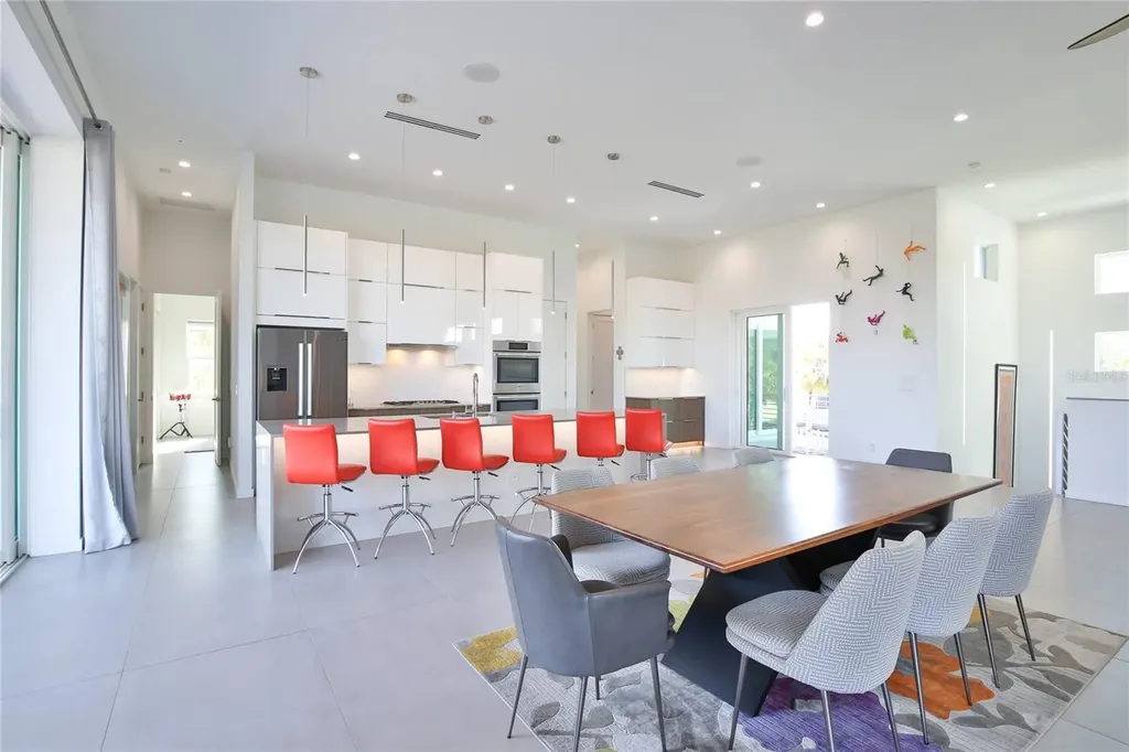3939 Higel Avenue Sarasota FL 34242