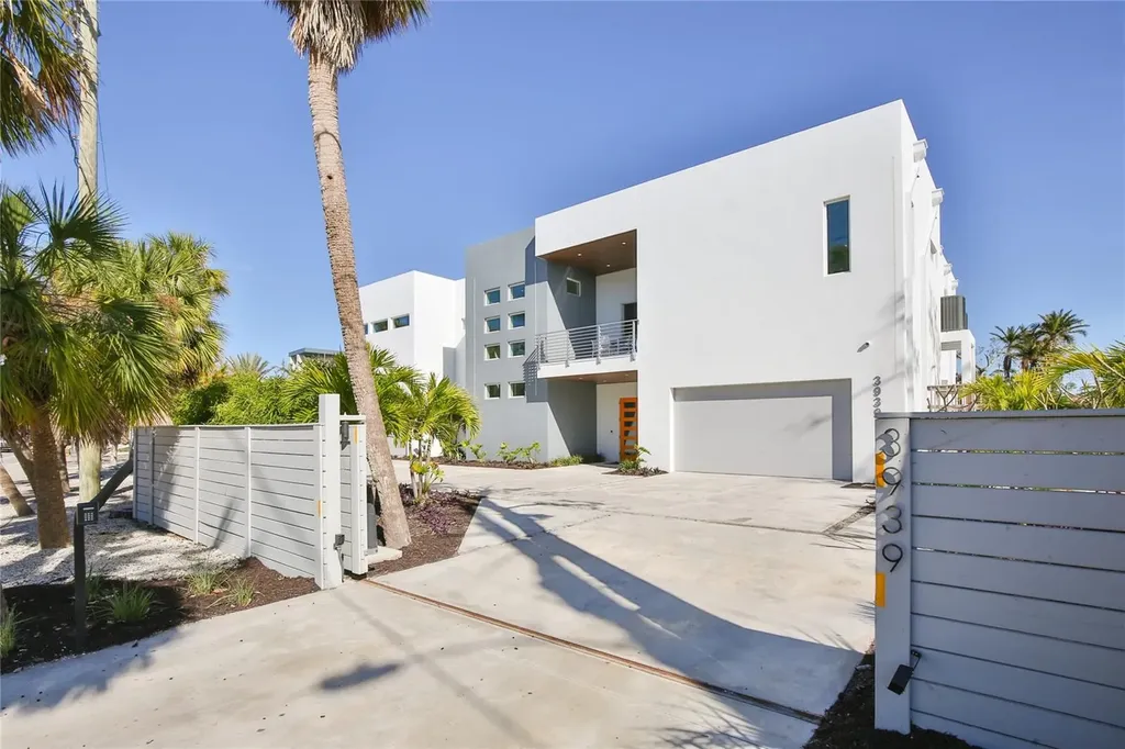3939 Higel Avenue Sarasota FL 34242