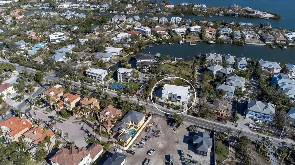 3939 Higel Avenue Sarasota FL 34242