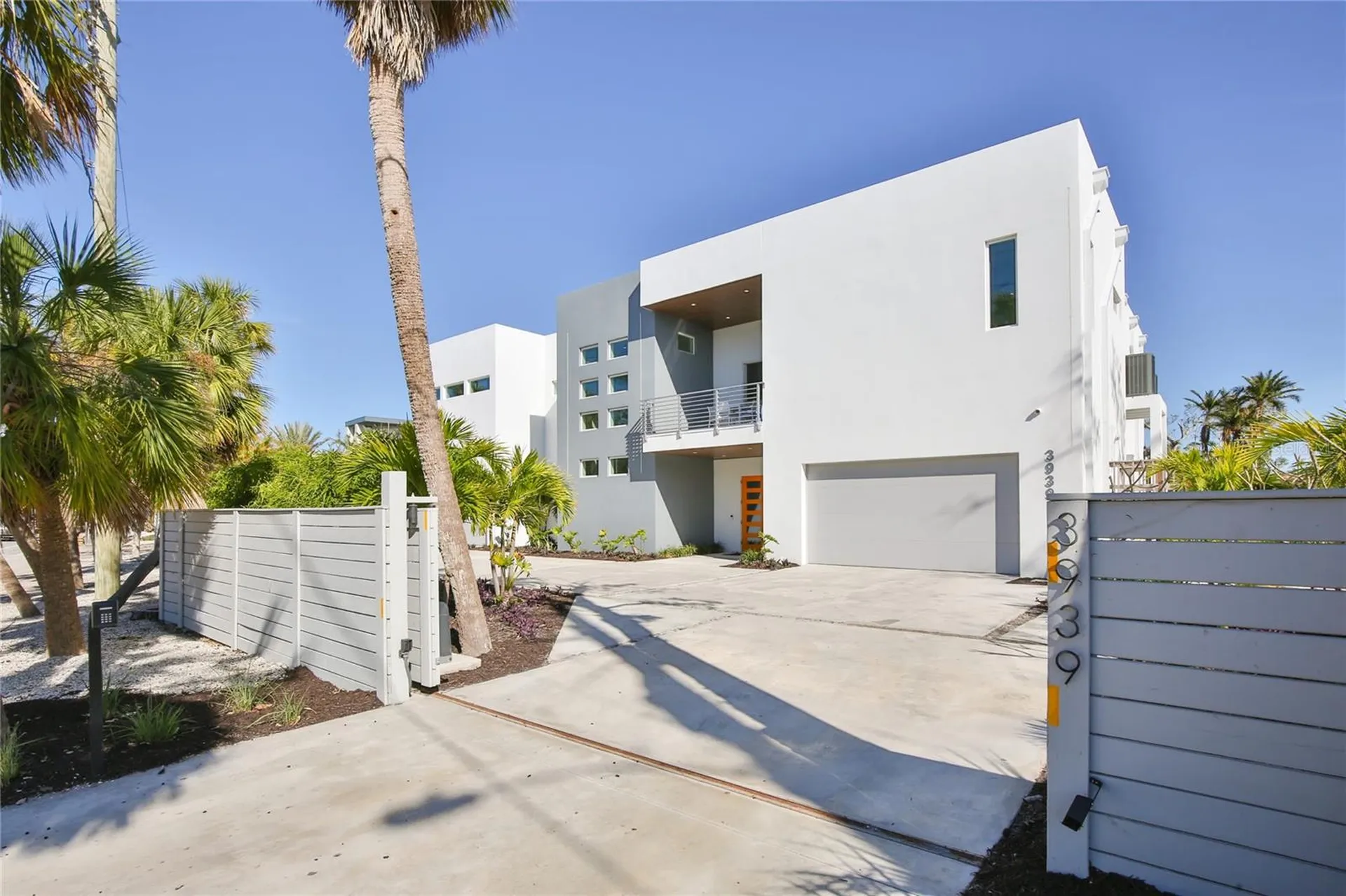 3939 Higel Avenue Sarasota FL 34242