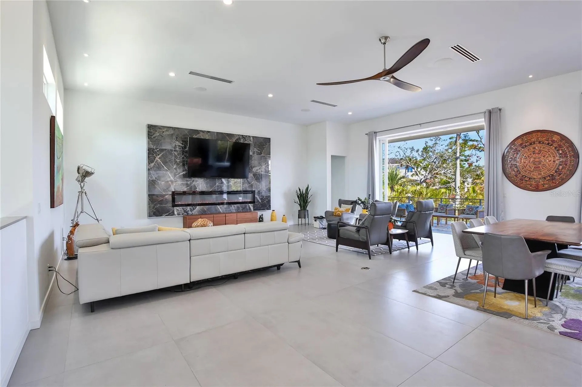 3939 Higel Avenue Sarasota FL 34242