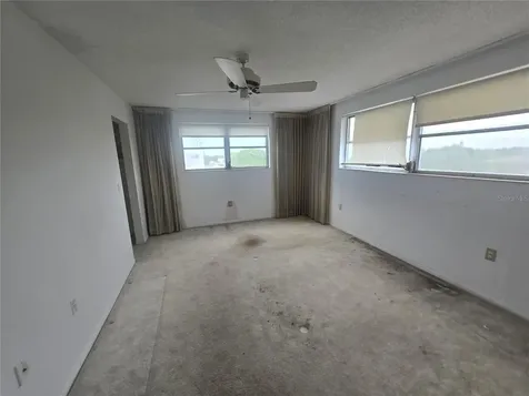 5521 80th Street N St Petersburg FL 33709