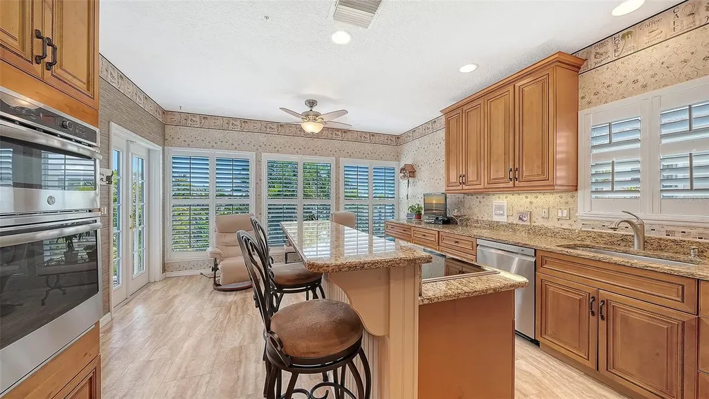 3040 Gulf Of Mexico Drive Longboat Key FL 34228