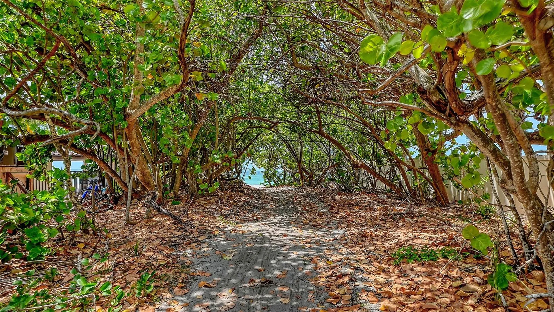 3040 Gulf Of Mexico Drive Longboat Key FL 34228