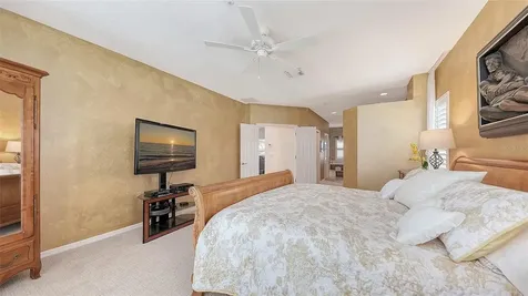 3040 Gulf Of Mexico Drive Longboat Key FL 34228