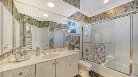 3040 Gulf Of Mexico Drive Longboat Key FL 34228