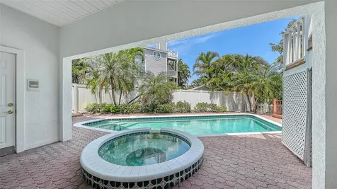 3040 Gulf Of Mexico Drive Longboat Key FL 34228
