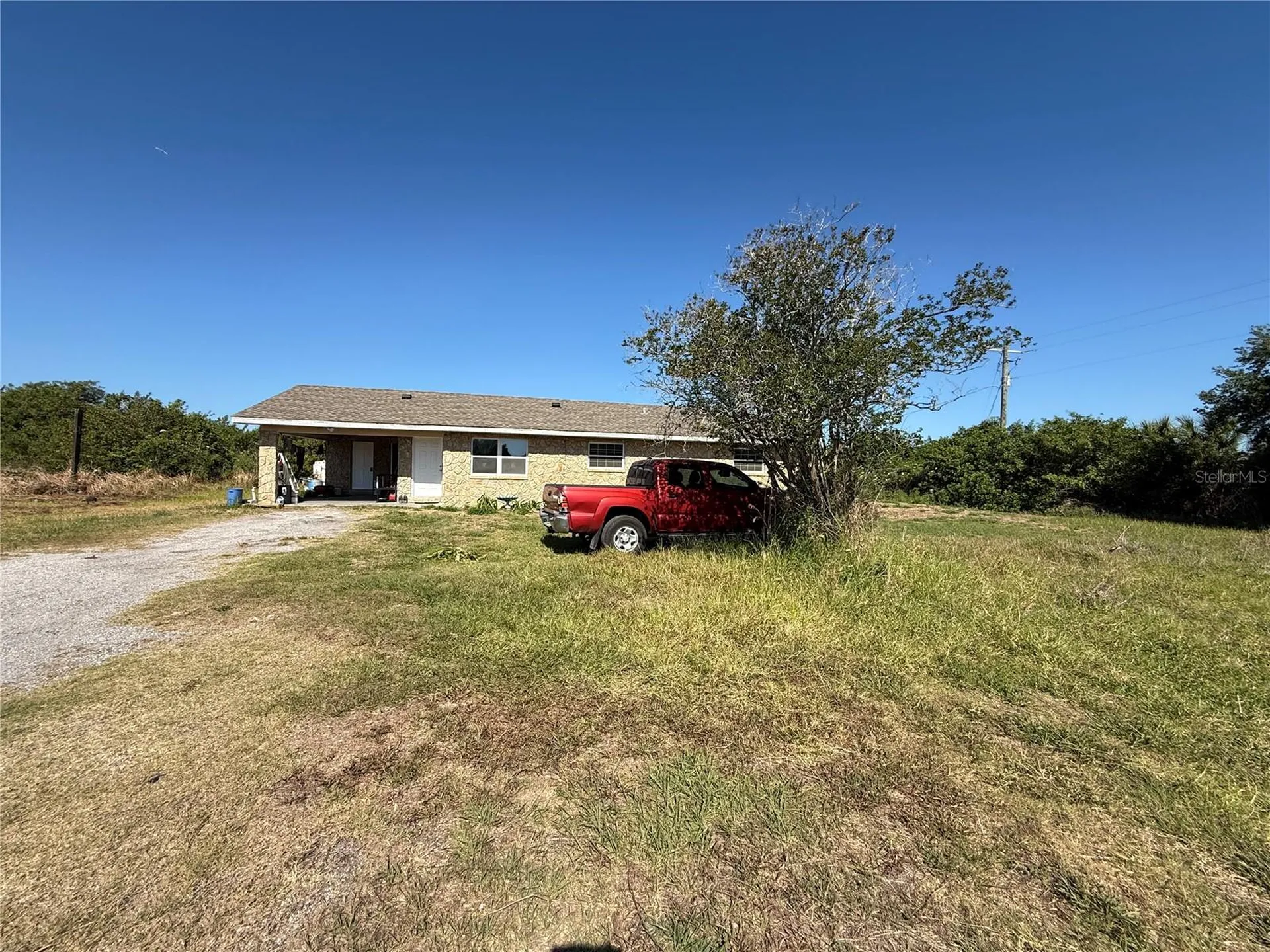 2122 Gulf City Road Ruskin FL 33570