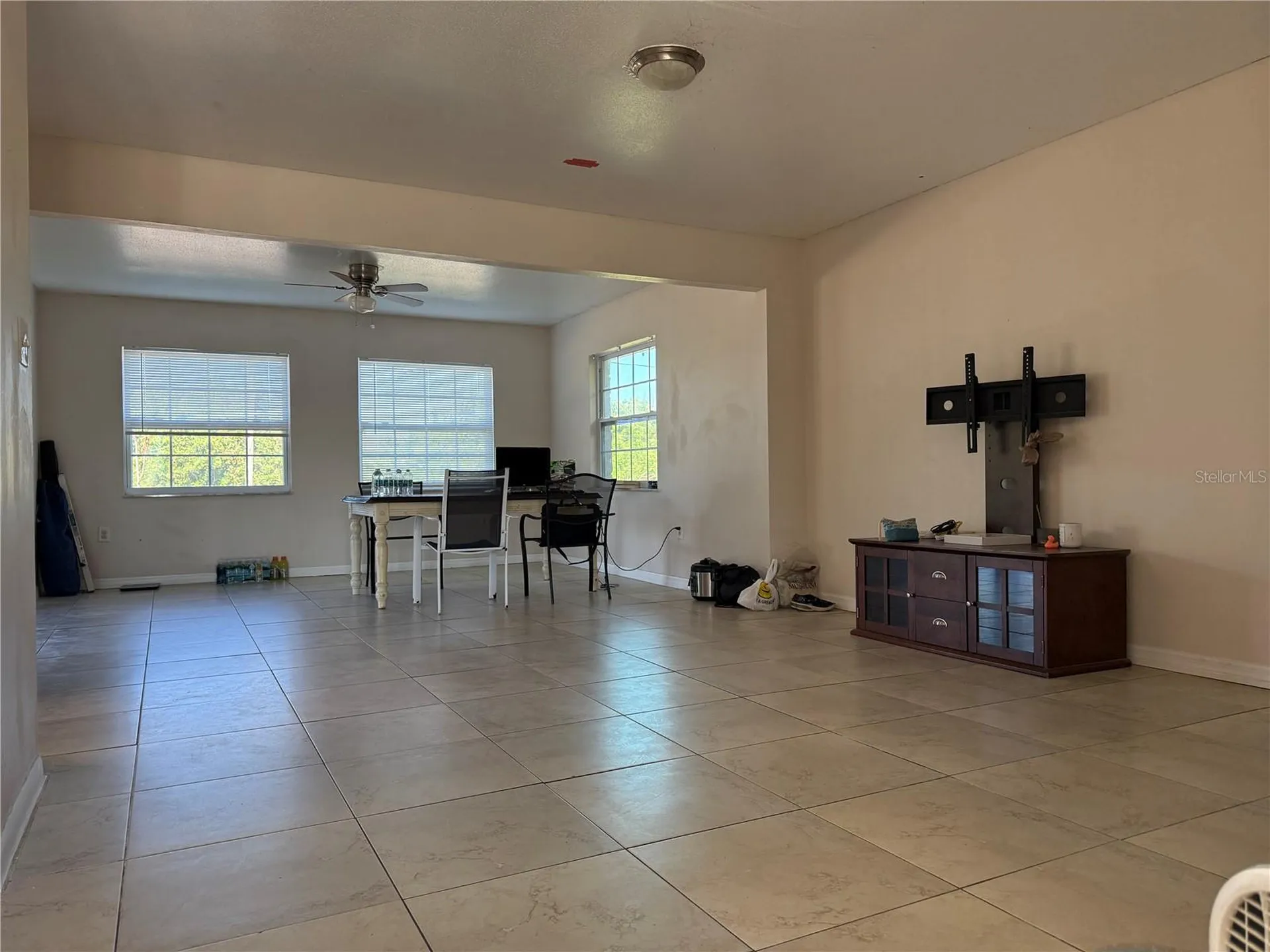 2122 Gulf City Road Ruskin FL 33570