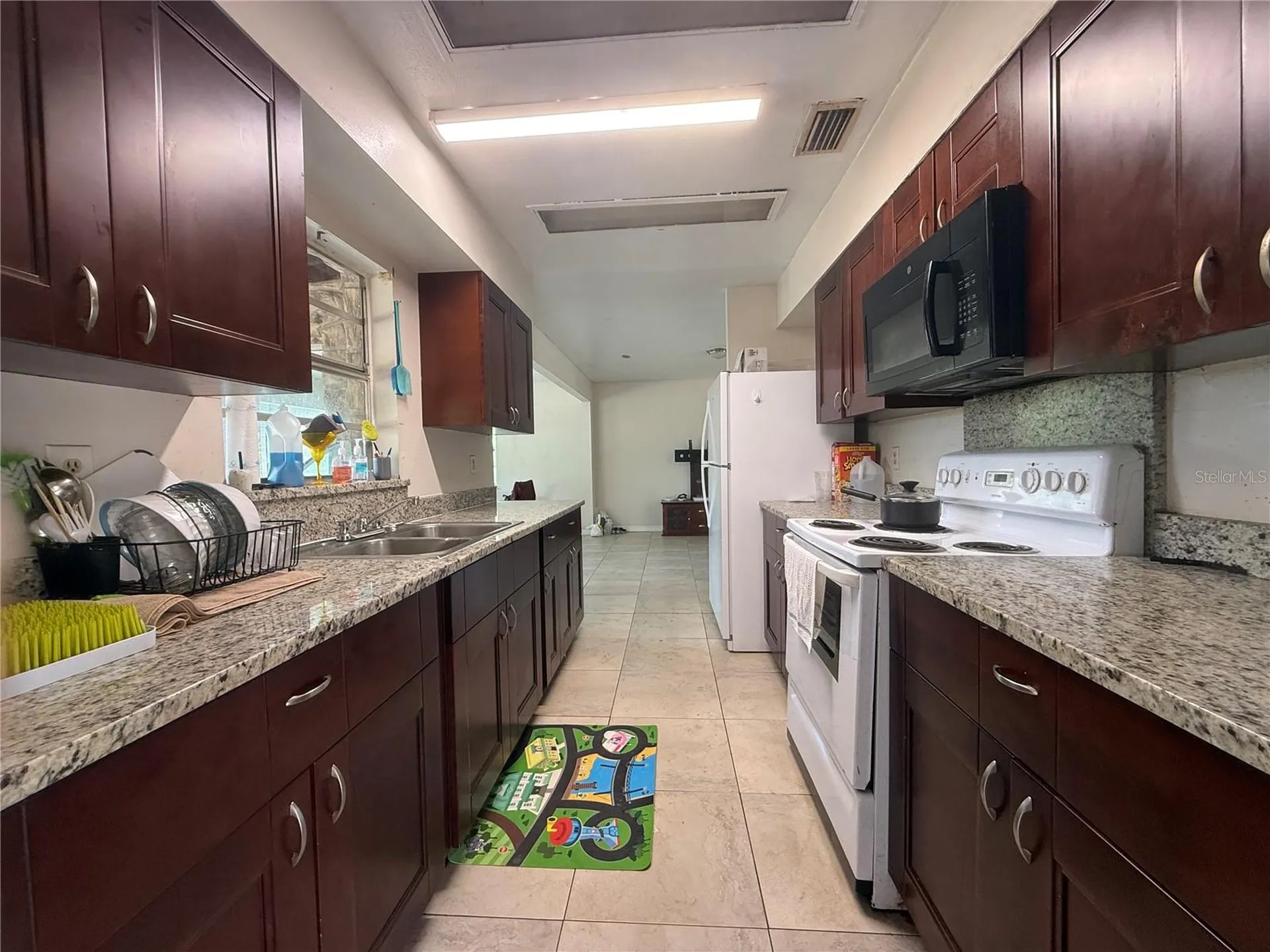 2122 Gulf City Road Ruskin FL 33570