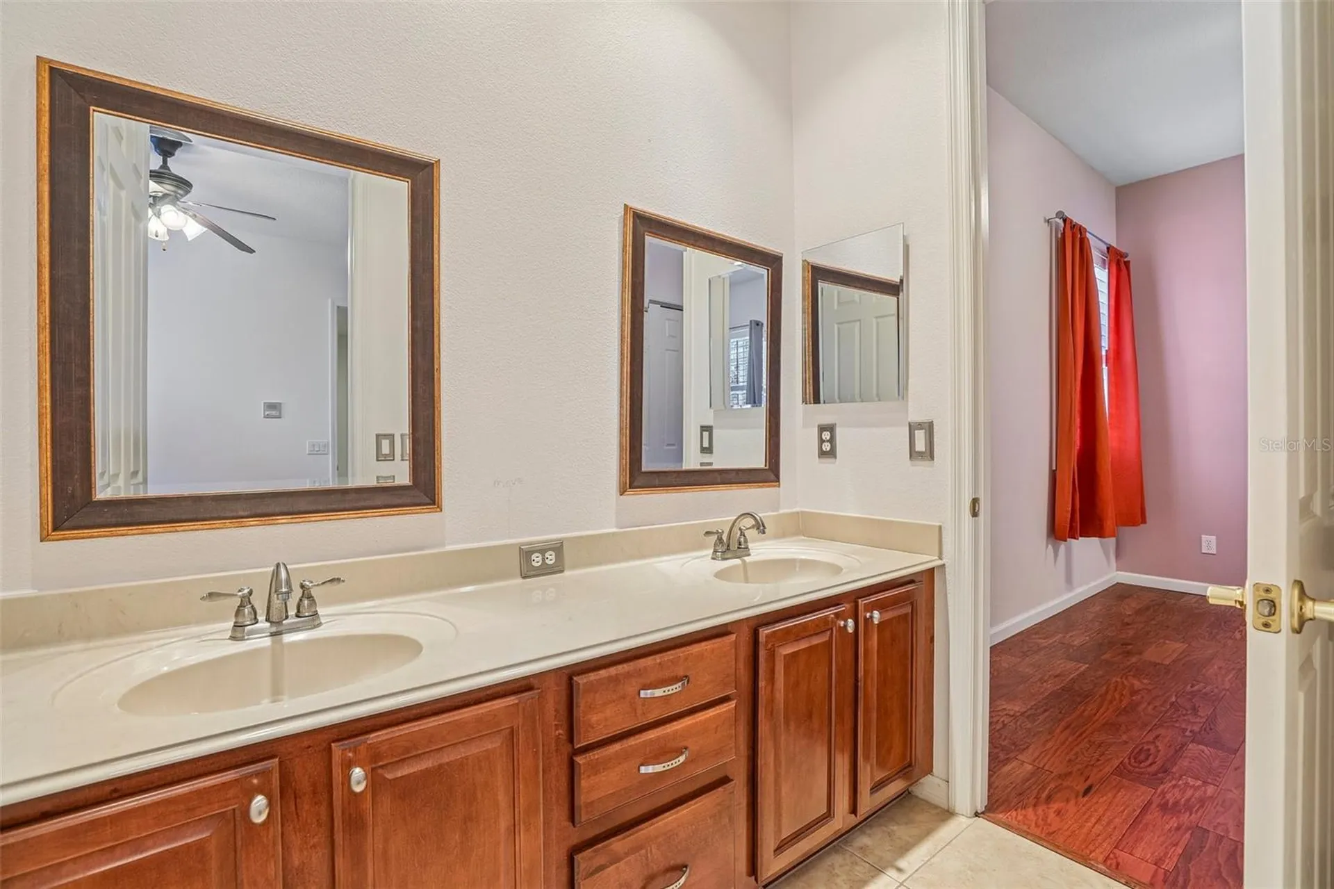 907 Spring Oak Circle Orlando FL 32828