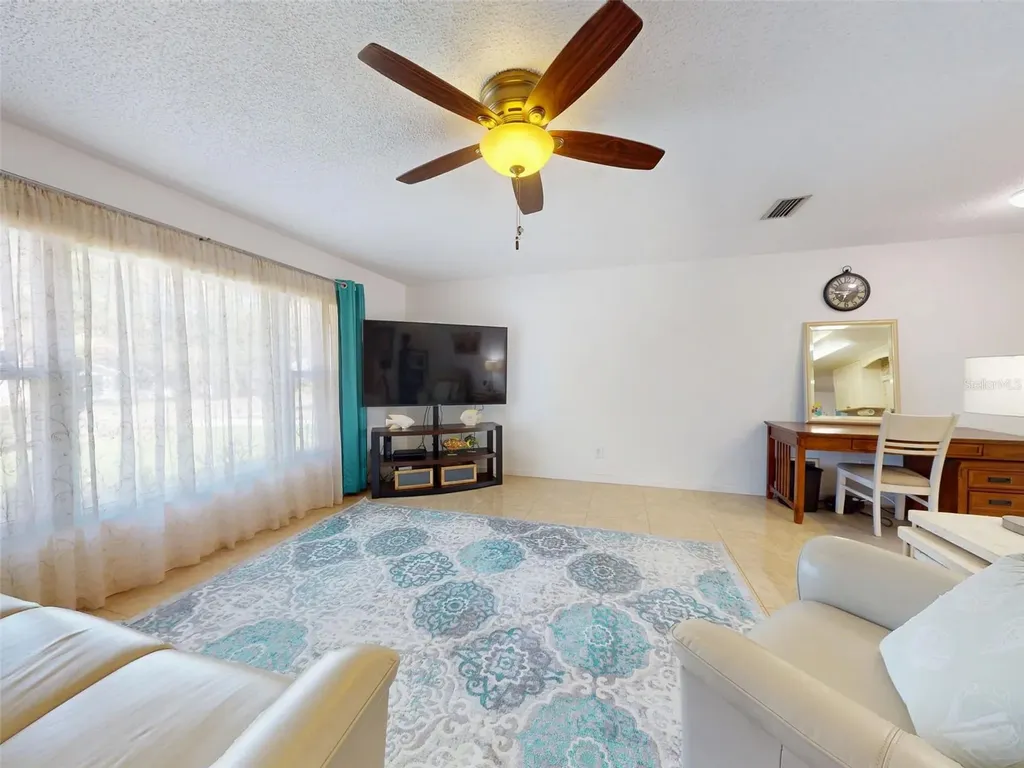 4605 Saxon Drive New Smyrna Beach FL 32169