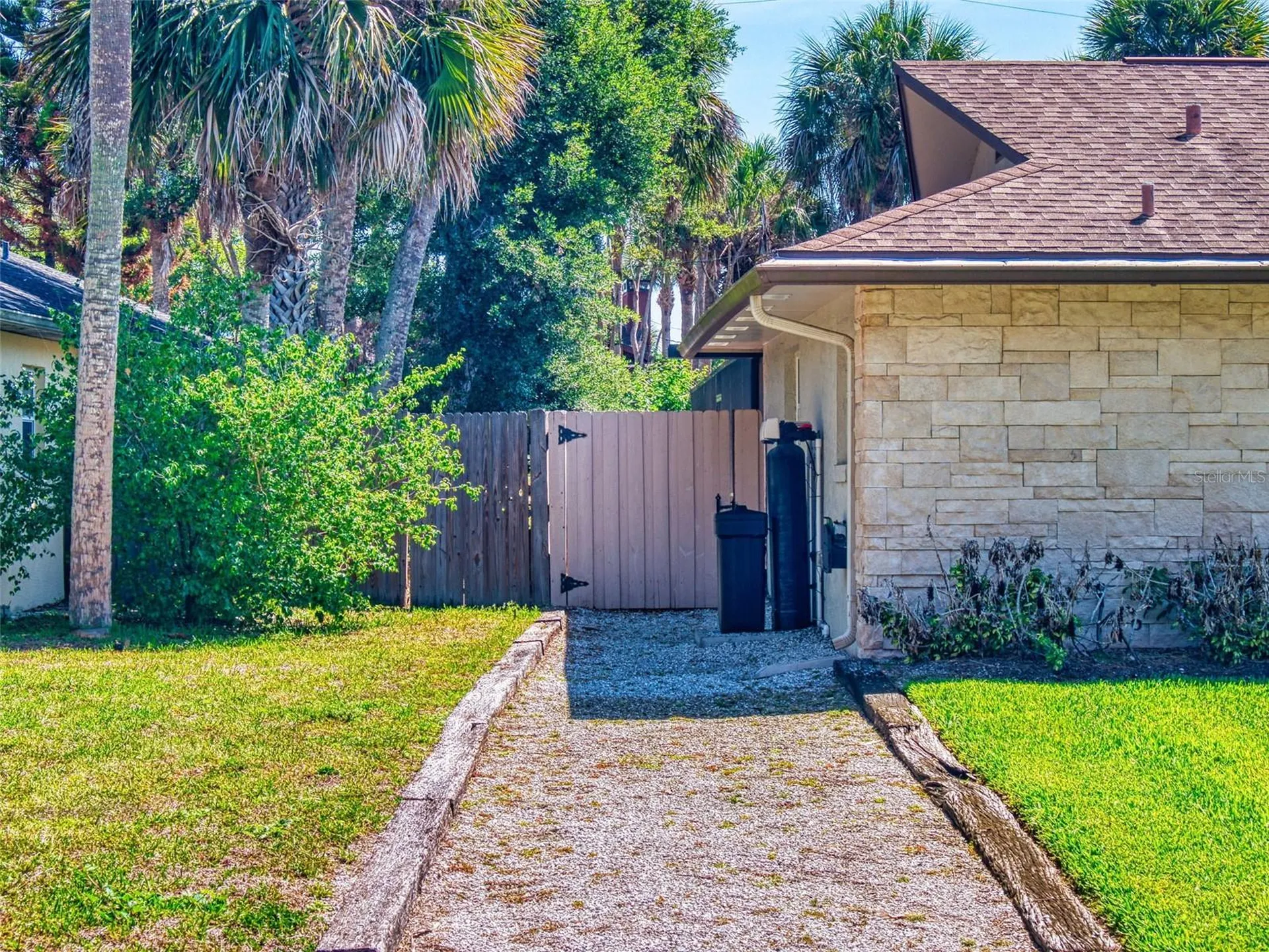 4605 Saxon Drive New Smyrna Beach FL 32169