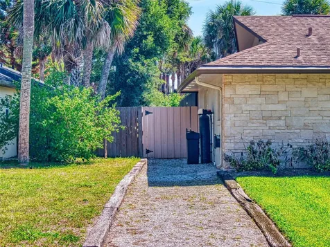4605 Saxon Drive New Smyrna Beach FL 32169