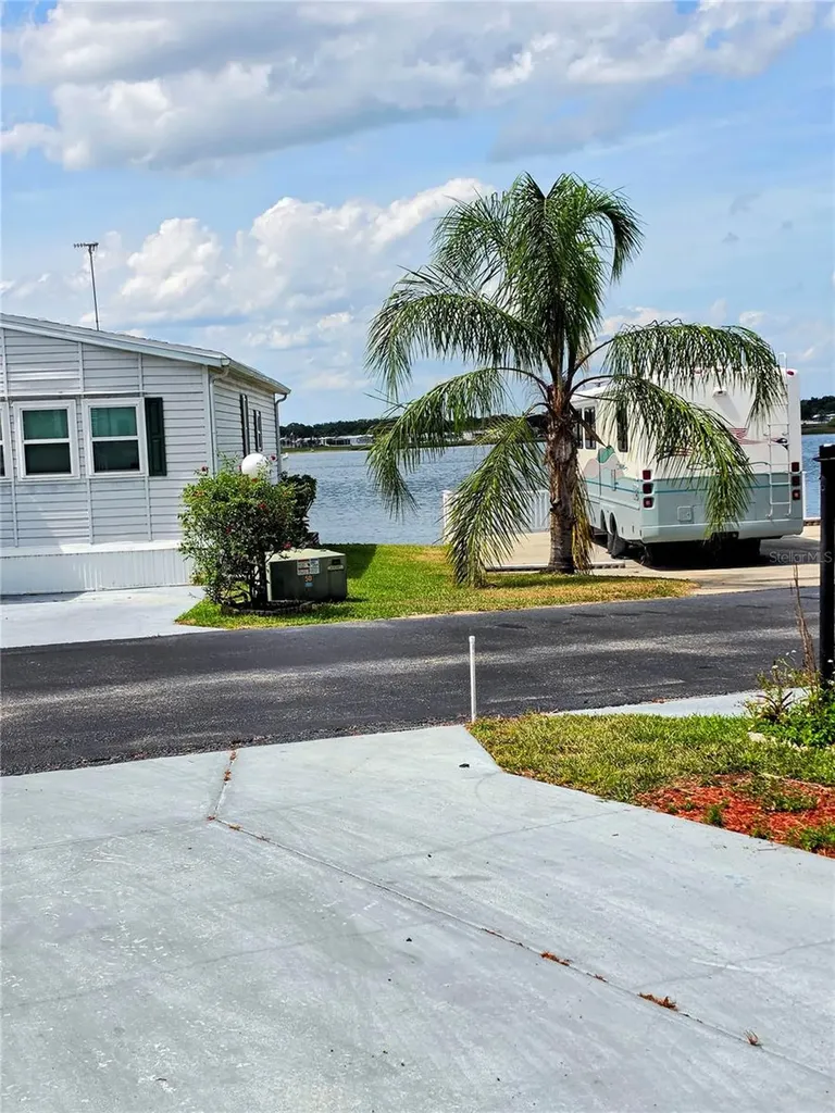7336 International Circle Lake Wales FL 33898