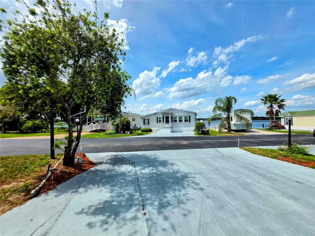 7336 International Circle Lake Wales FL 33898