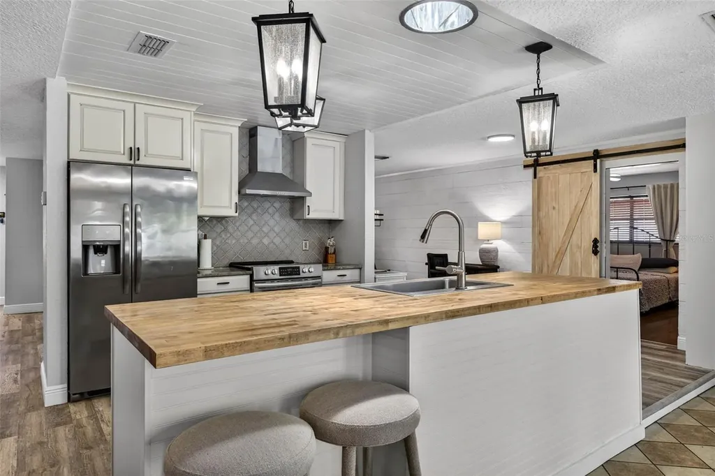 9043 Mccormick Street Spring Hill FL 34608