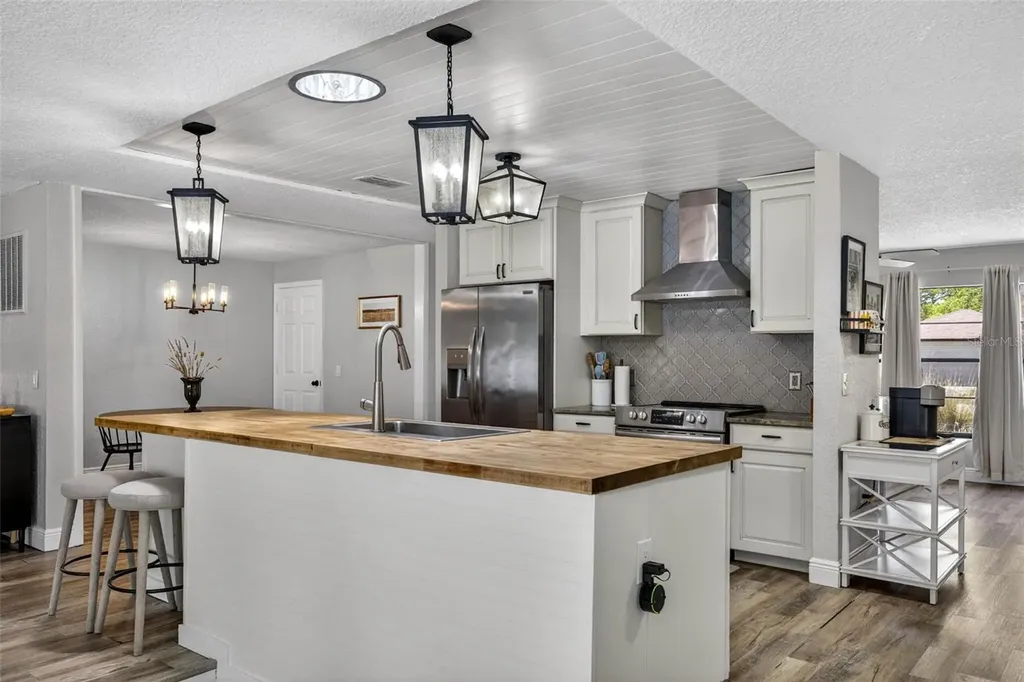9043 Mccormick Street Spring Hill FL 34608