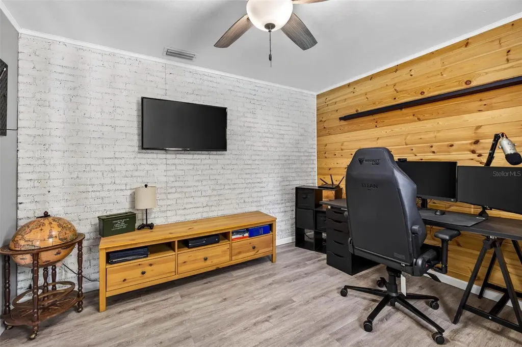 9043 Mccormick Street Spring Hill FL 34608