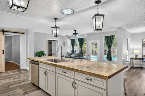 9043 Mccormick Street Spring Hill FL 34608