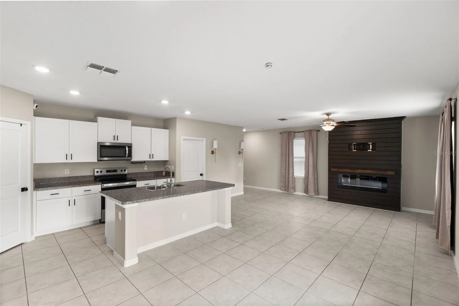 4529 Eternal Prince Drive Sun City Center FL 33573