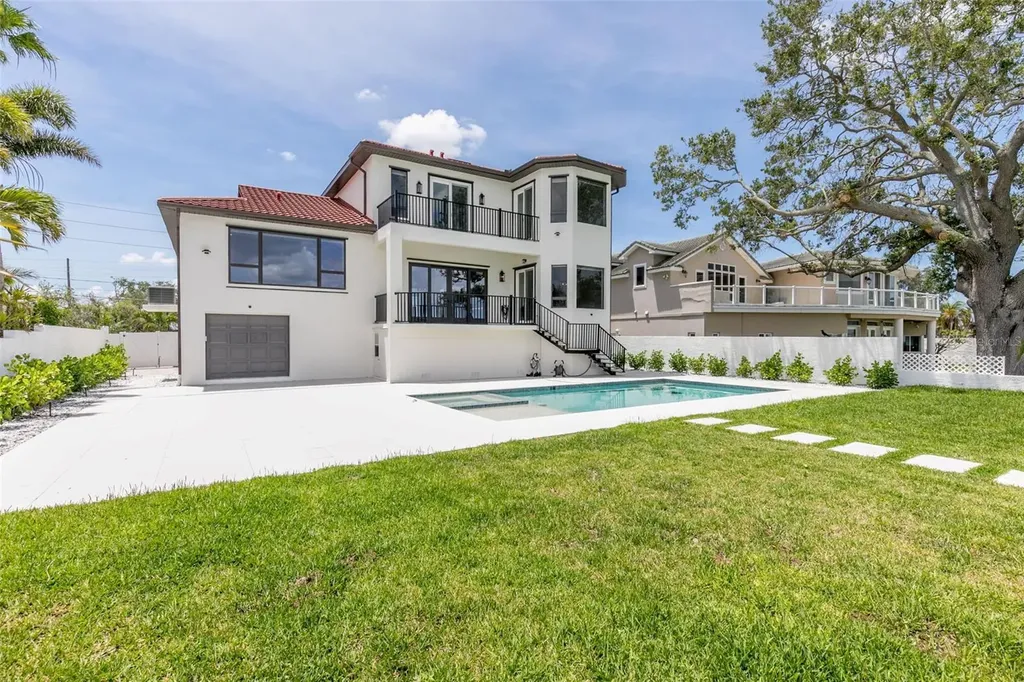 4 Paradise Lane Treasure Island FL 33706