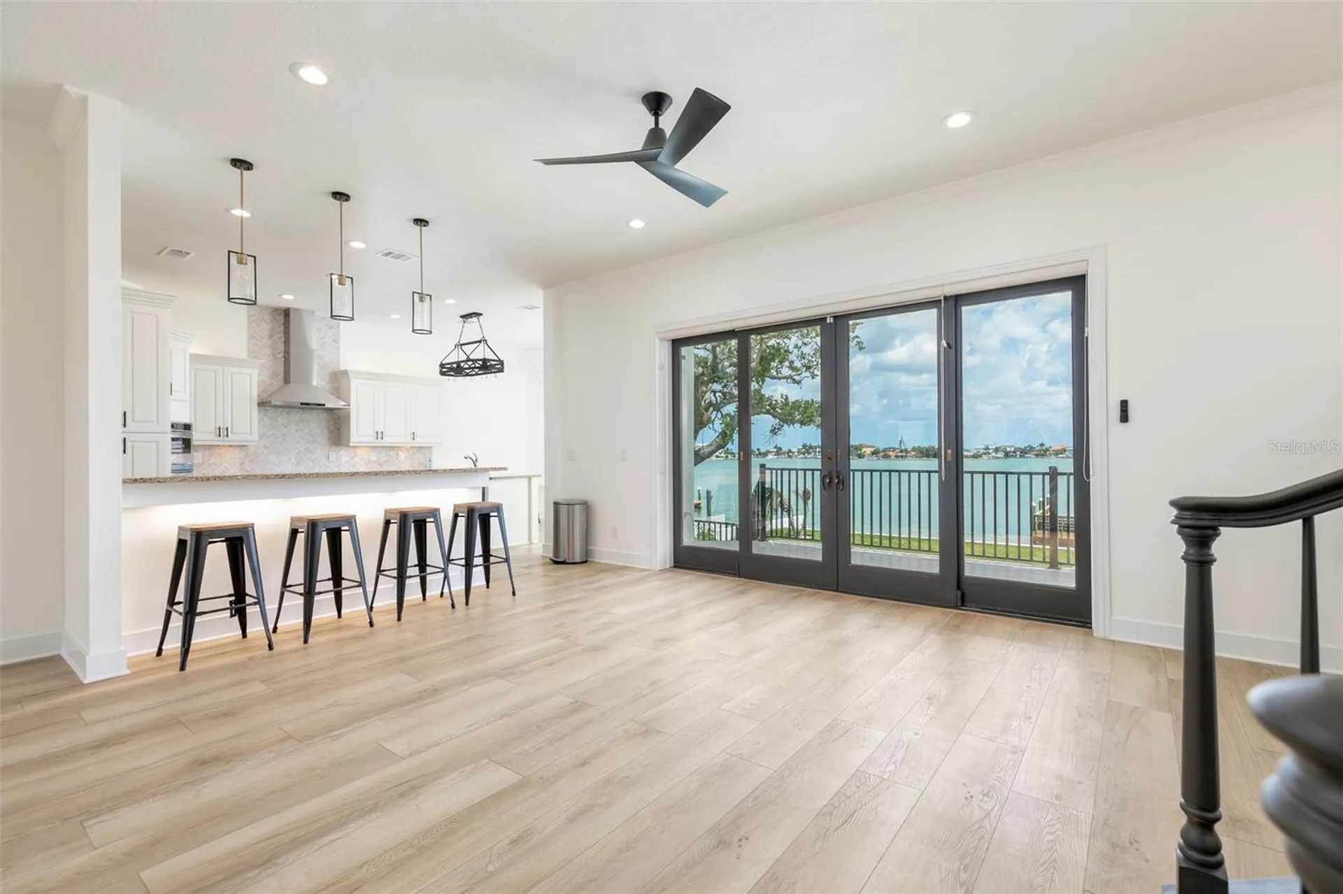 4 Paradise Lane Treasure Island FL 33706