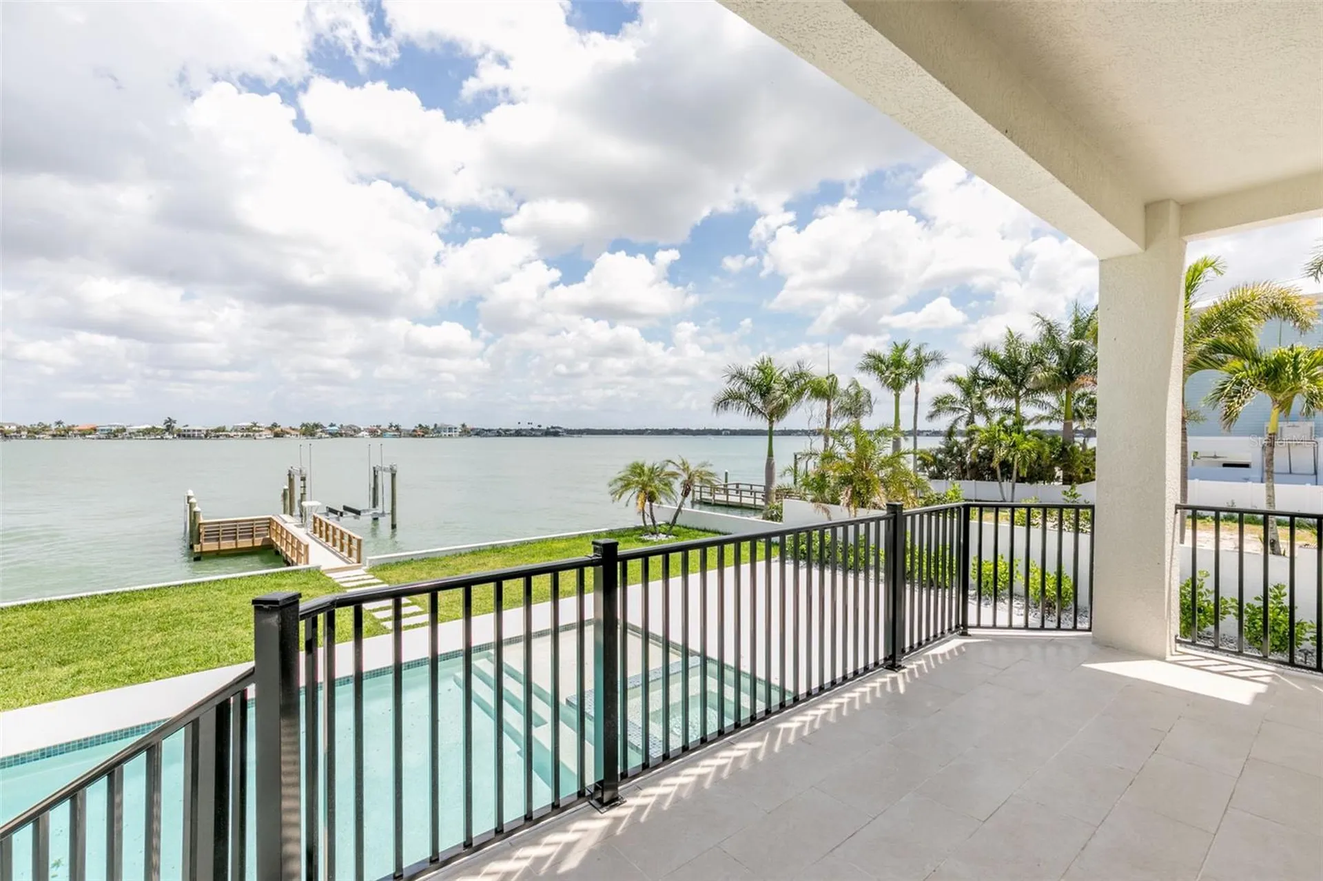 4 Paradise Lane Treasure Island FL 33706