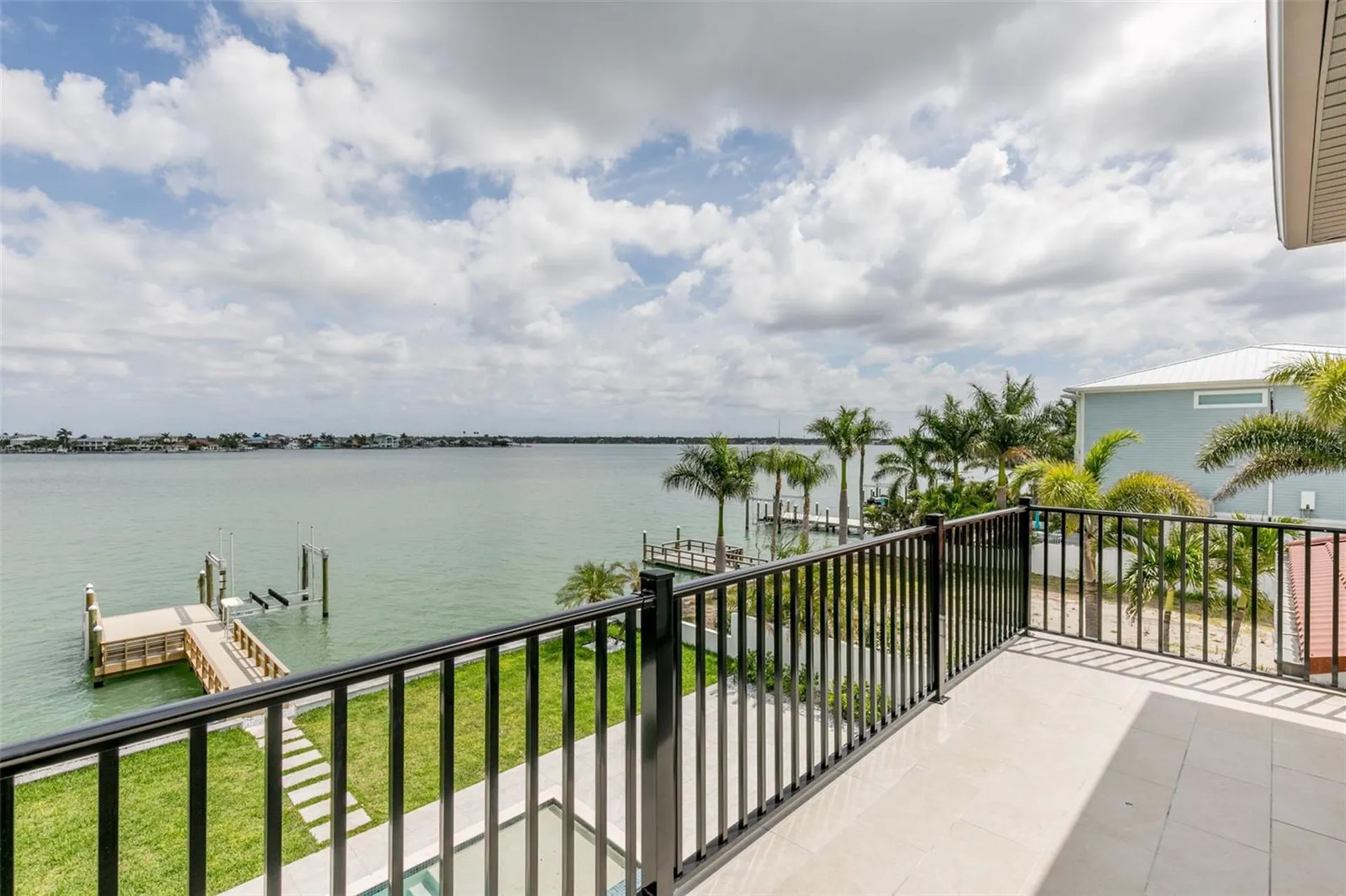 4 Paradise Lane Treasure Island FL 33706