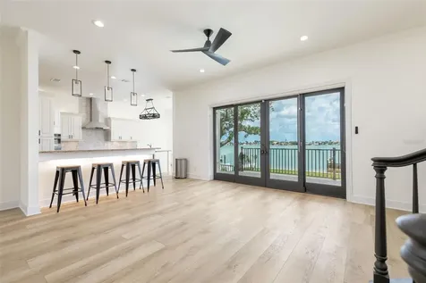 4 Paradise Lane Treasure Island FL 33706