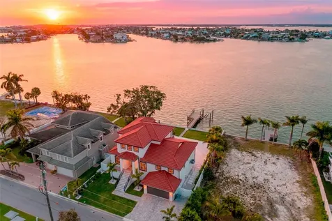 4 Paradise Lane Treasure Island FL 33706