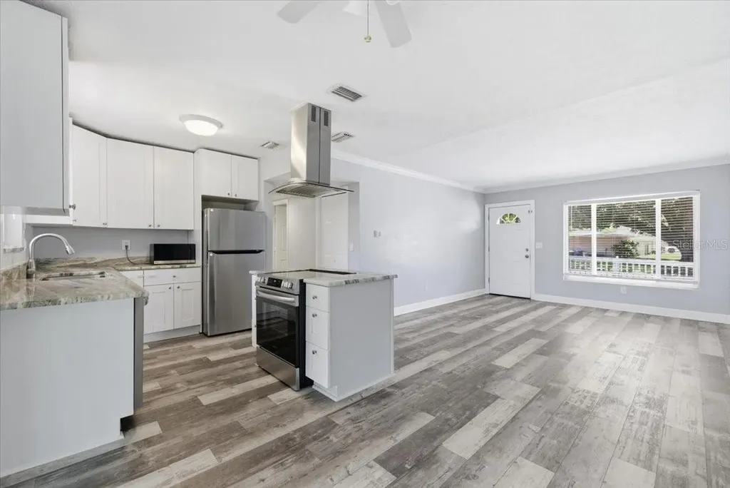 1317 Lady Marion Lane Dunedin FL 34698
