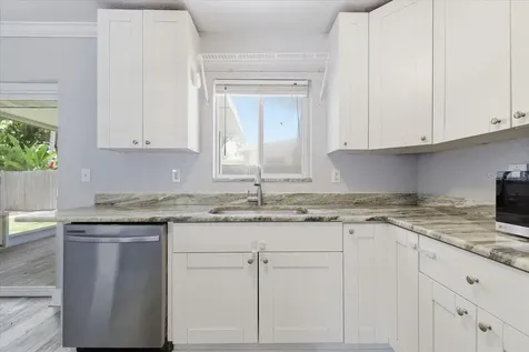 1317 Lady Marion Lane Dunedin FL 34698