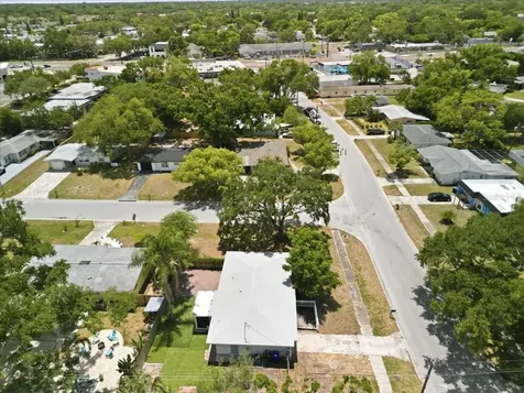 1317 Lady Marion Lane Dunedin FL 34698