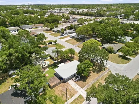 1317 Lady Marion Lane Dunedin FL 34698