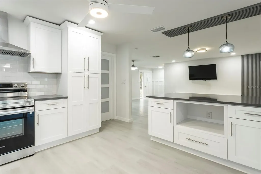 2451 Rutland Lane Clearwater FL 33763