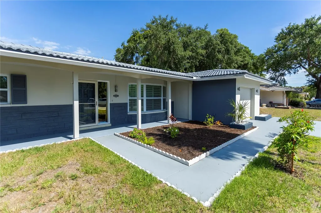 2451 Rutland Lane Clearwater FL 33763