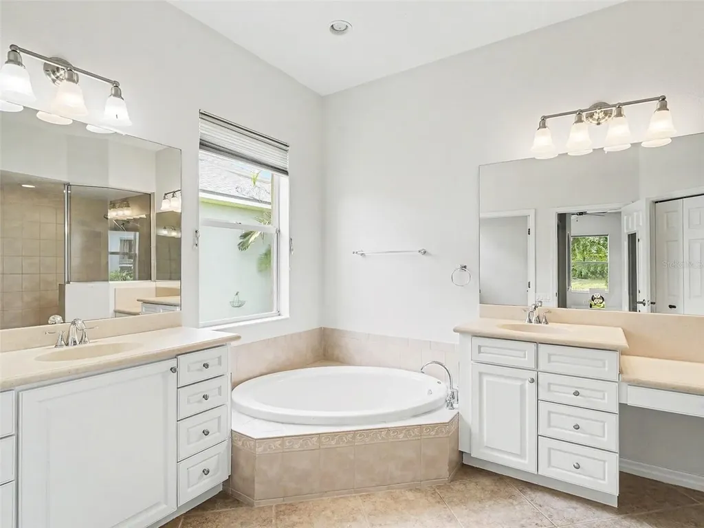 12231 Lavender Loop Bradenton FL 34212