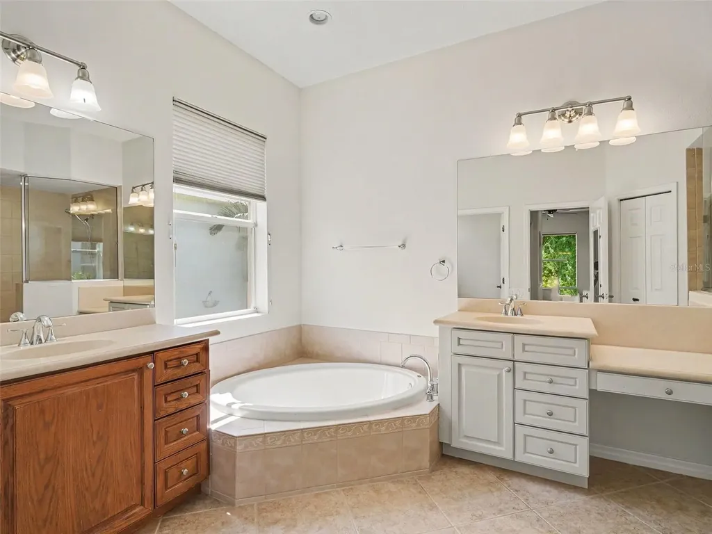 12231 Lavender Loop Bradenton FL 34212