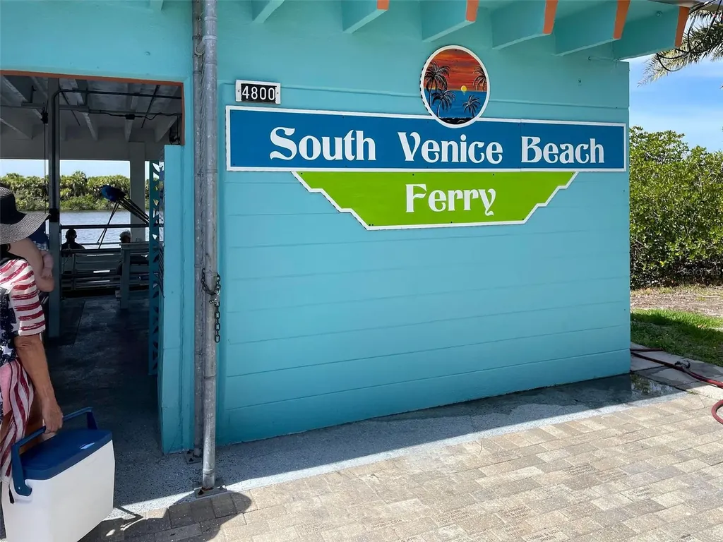 221 S Venice Boulevard Venice FL 34293