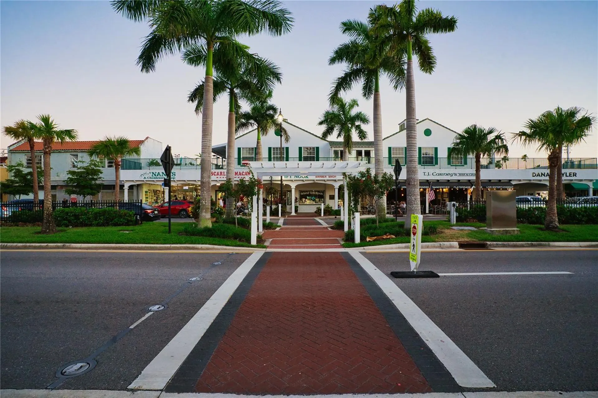 221 S Venice Boulevard Venice FL 34293