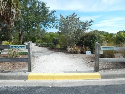 221 S Venice Boulevard Venice FL 34293