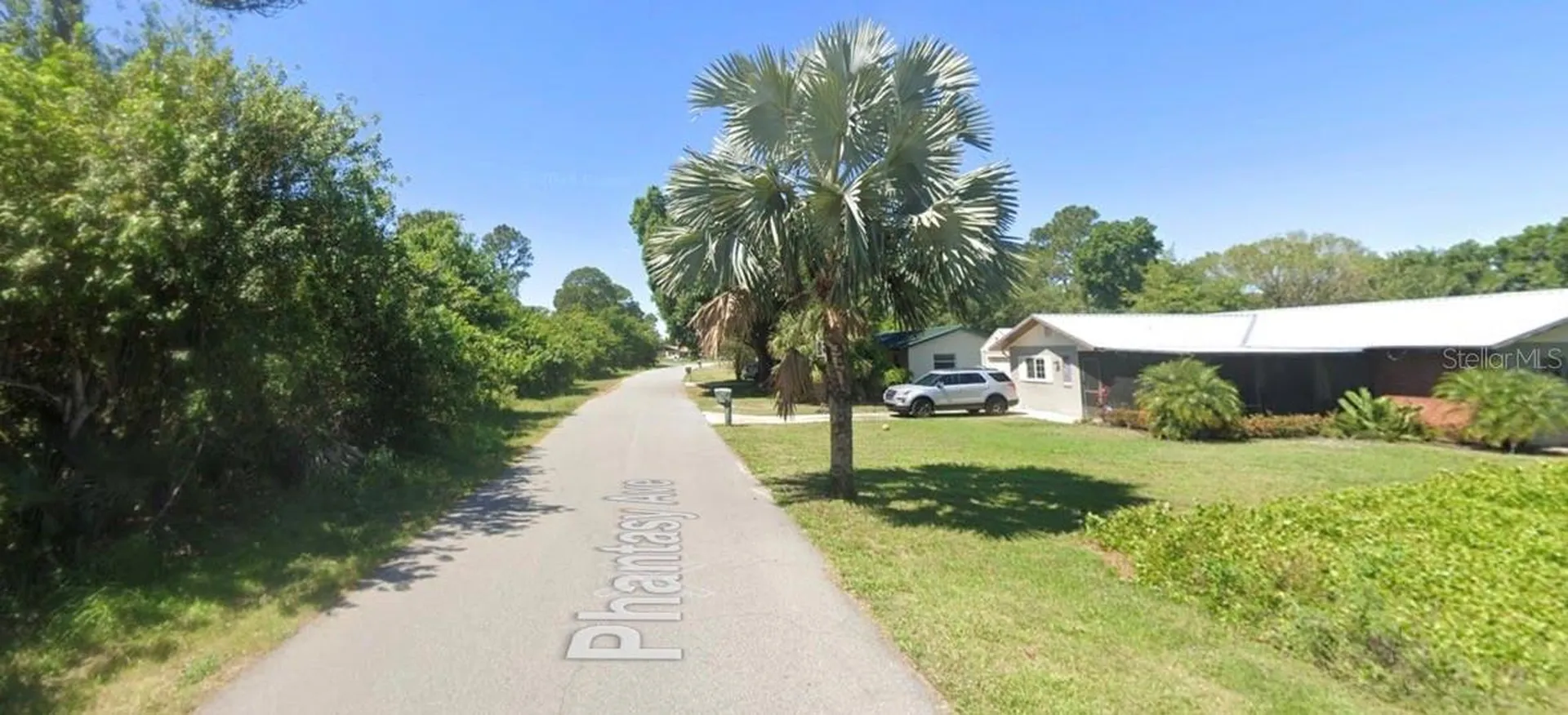 241 Phantasy Avenue Lake Placid FL 33852