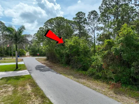241 Phantasy Avenue Lake Placid FL 33852